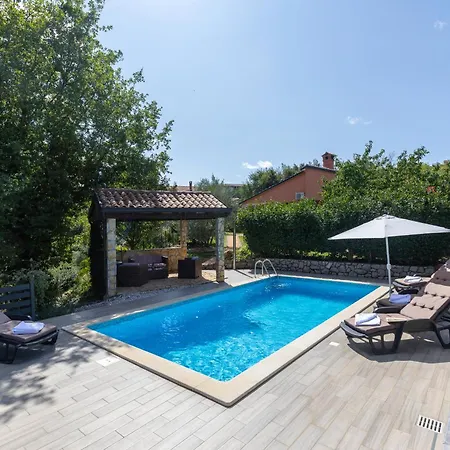 Vikendica Ada - Labin, Kapelica Labin (Istria)